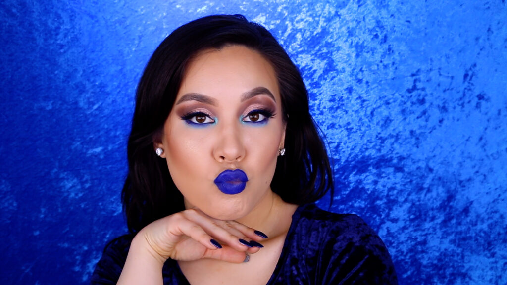 Jeffree Star Blue Velvet Swatch